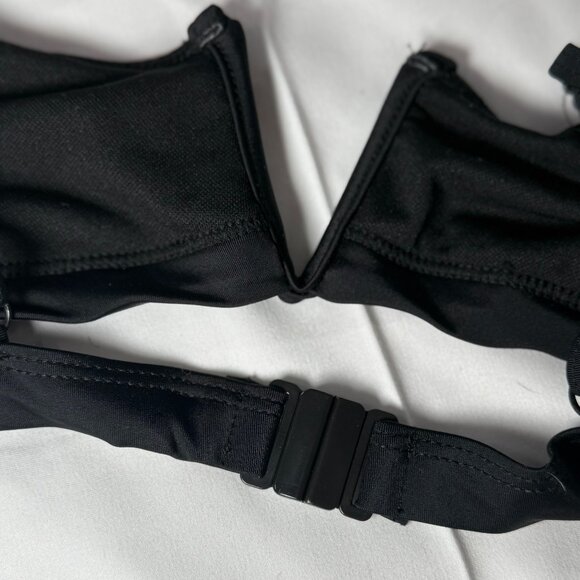 Boutine LA NWT Manhattan Black V-Cut Top and Matching Thong Bikini - Picture 9 of 11